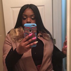 Meet your Posher, Deliah